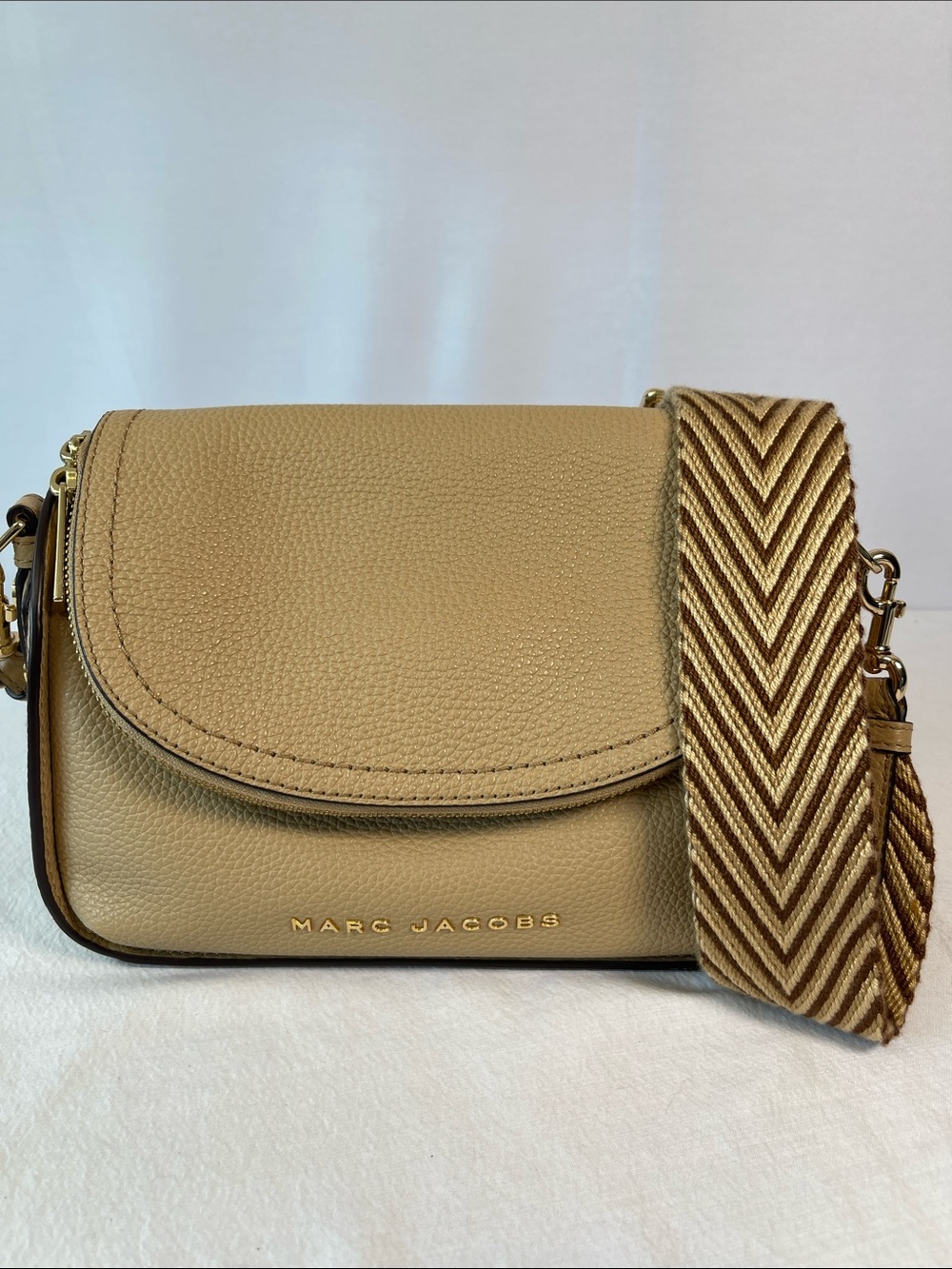 Marc Jacobs Groove 2.0 Pebbled Leather Crossbody Chevron Strap